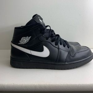 COPY - Nike Air Jordan 1’s Mid ‘Black’ (2017) Men’s 13